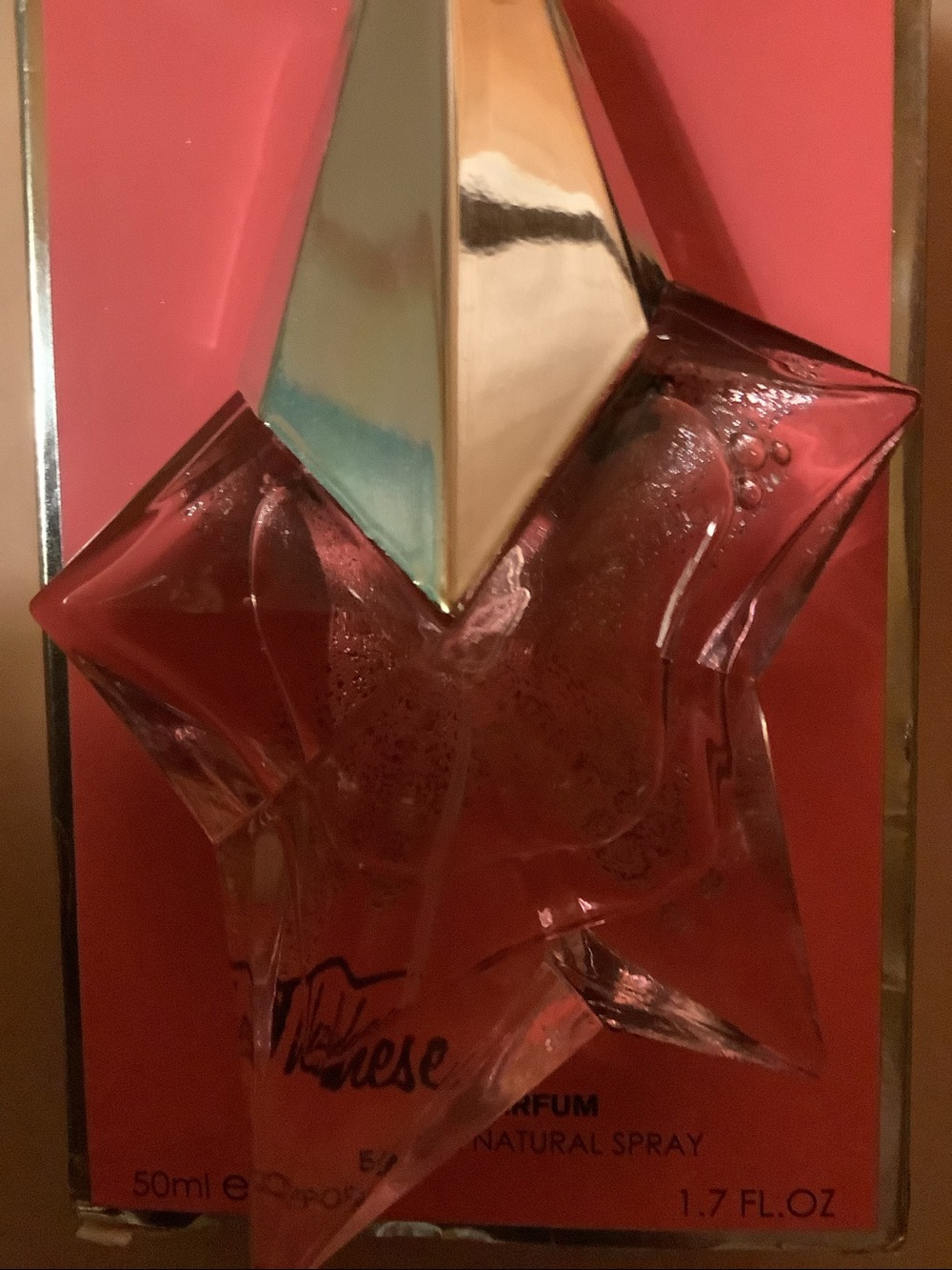 Angel story of love sprayed 2 times summer fragrance fruity and flowery perfume